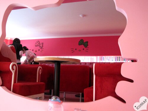 Hello Kitty Café en Seúl 2
